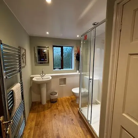 Dovera, Private Parking Included, On Windermere Bowness-on-Windermere