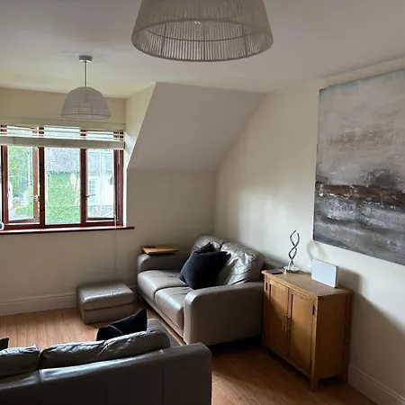 Daire Dovera, Private Parking Included, On Windermere *