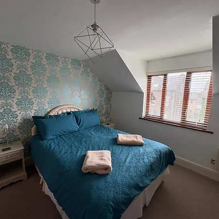 Dovera, Private Parking Included, On Windermere