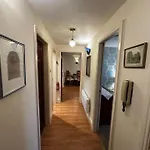 Dovera, Private Parking Included, On Windermere Apartamento