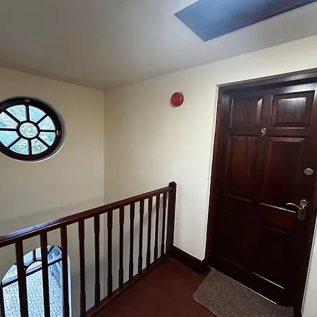 Dovera, Private Parking Included, On Windermere