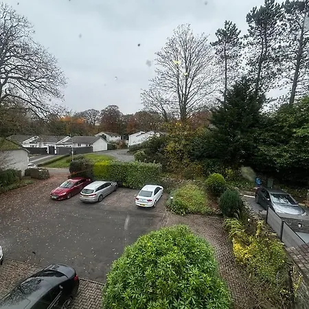 アパート Dovera, Private Parking Included, On Windermere