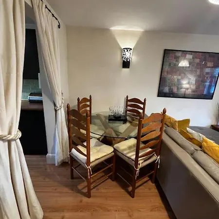 شقة Dovera, Private Parking Included, On Windermere *