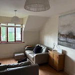 شقة Dovera, Private Parking Included, On Windermere *